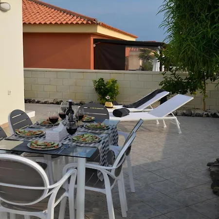 Erna Relax Dream * 卡亚俄萨尔瓦赫