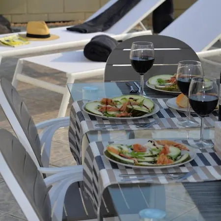 Erna Relax Dream Apartment *